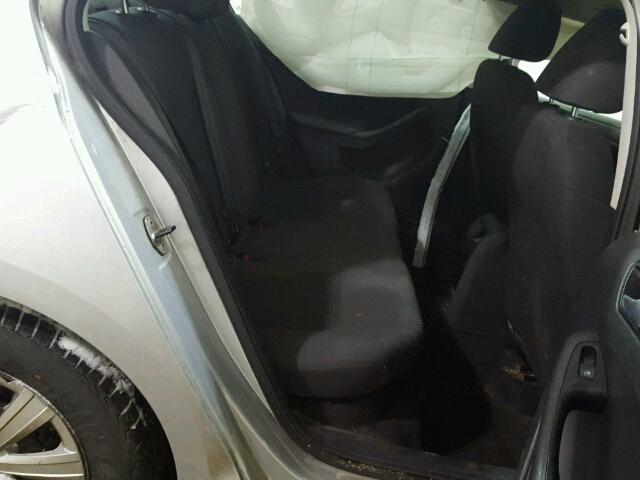 3VW2K7AJ8EM297250 - 2014 VOLKSWAGEN JETTA BASE SILVER photo 6