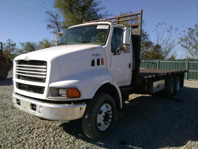 1FDYS96K8WVA18456 - 1998 FORD H-SERIES L WHITE photo 2