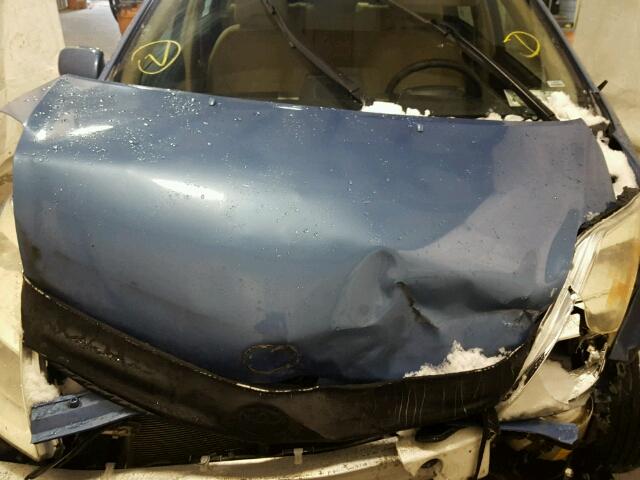 JTDKB20U053053319 - 2005 TOYOTA PRIUS BLUE photo 7