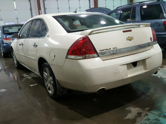 2G1WU58R879119339 - 2007 CHEVROLET IMPALA LTZ WHITE photo 3