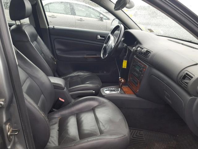 WVWTH63BX4P205781 - 2004 VOLKSWAGEN PASSAT GLX 灰色 照片 5