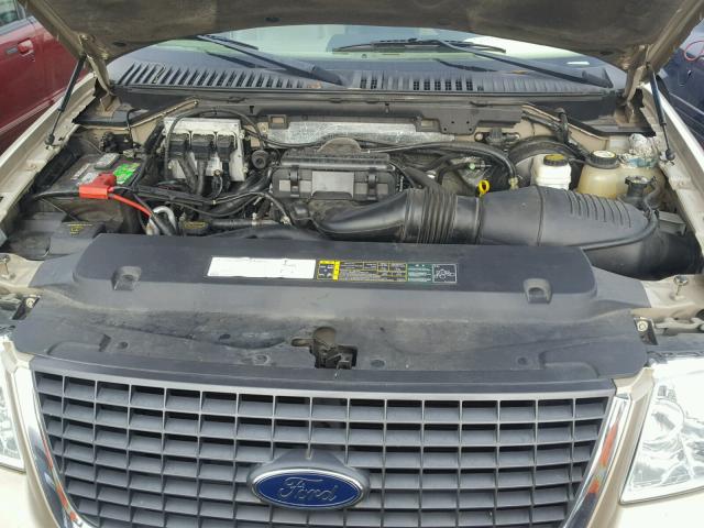 1FMFU16516LA42123 - 2006 FORD EXPEDITION GOLD photo 7