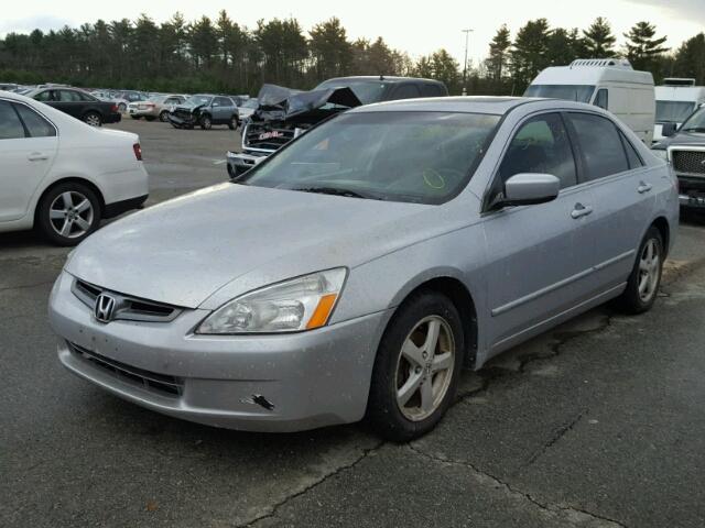 1HGCM56613A127818 - 2003 HONDA ACCORD EX SILVER photo 2