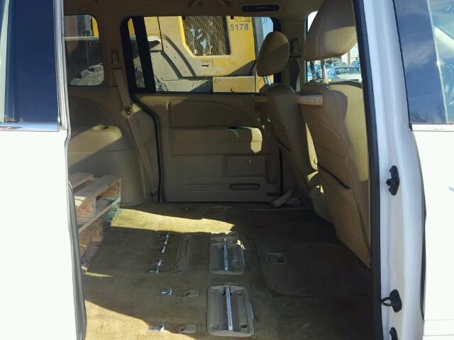 5FNRL3H76AB090940 - 2010 HONDA ODYSSEY EX WHITE photo 6