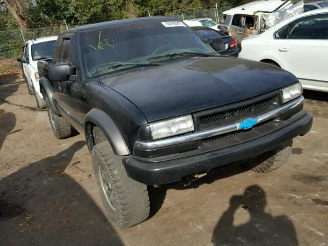 1GCCT19W8Y8129795 - 2000 CHEVROLET S TRUCK S1 BLACK photo 1