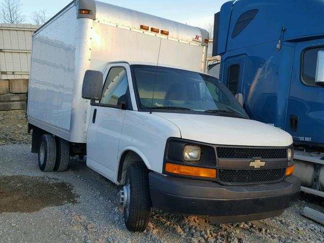 1GB0G2CA7C1163386 - 2012 CHEVROLET EXPRESS G3 WHITE photo 1