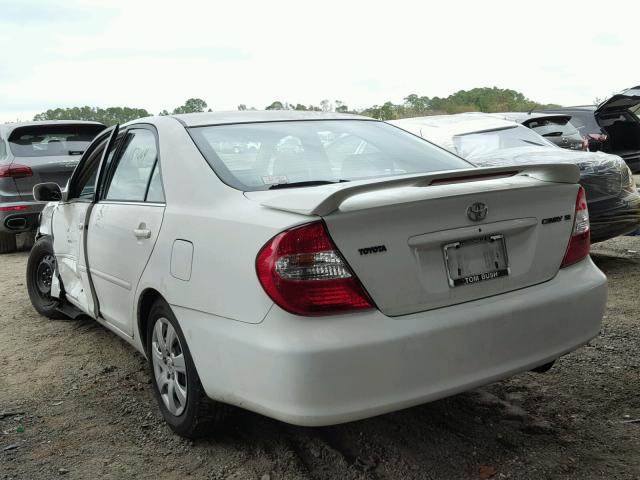 4T1BE32K32U033043 - 2002 TOYOTA CAMRY LE WHITE photo 3