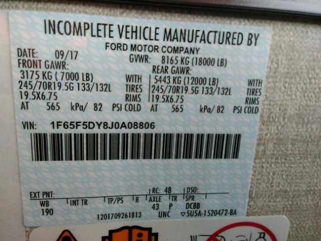 1F65F5DY8J0A08806 - 2018 FORD F53 WHITE photo 10