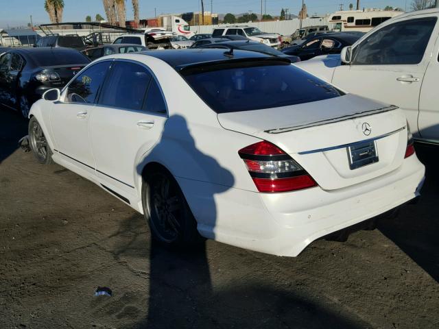 WDDNG71X57A118688 - 2007 MERCEDES-BENZ S 550 WHITE photo 3