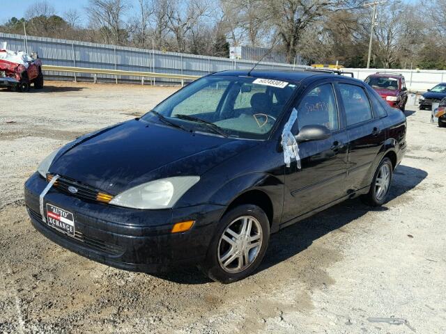 1FAFP34314W132401 - 2004 FORD FOCUS SE C BLACK photo 2