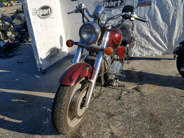 1HFSC43022A204708 - 2002 HONDA VT1100 C2 MAROON photo 2