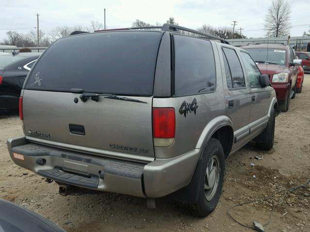 1GNDT13W3Y2329135 - 2000 CHEVROLET BLAZER BEIGE photo 4