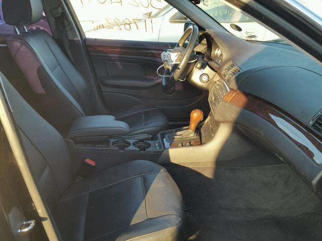 WBAEV53443KM29005 - 2003 BMW 330 I BLACK photo 5