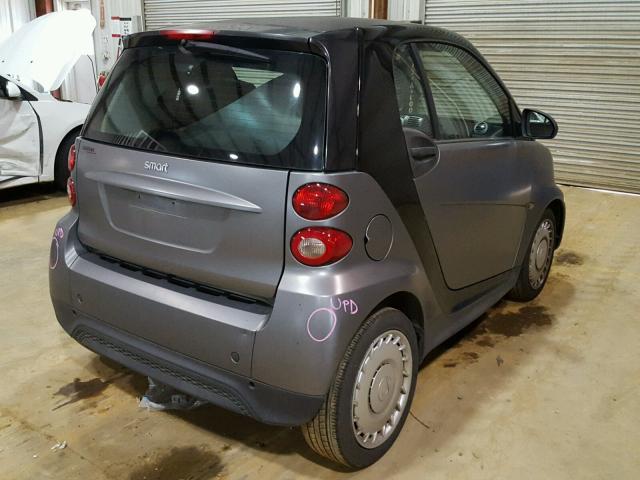 WMEEJ3BA0DK693111 - 2013 SMART FORTWO PUR GRAY photo 4