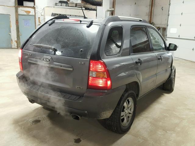 KNDJE723977367602 - 2007 KIA SPORTAGE E GRAY photo 4