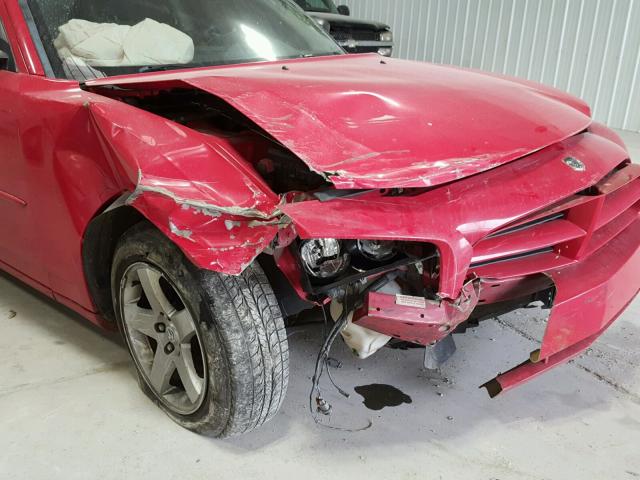 2B3KA43G08H181342 - 2008 DODGE CHARGER RED photo 9