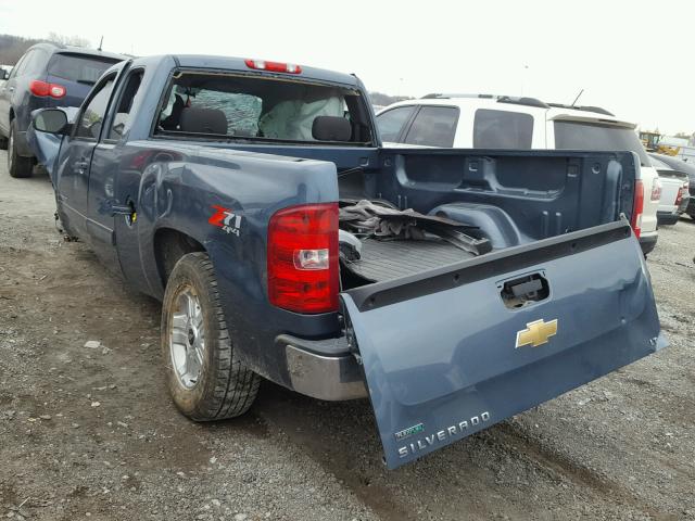 1GCRKSE36BZ296530 - 2011 CHEVROLET SILVERADO BLUE photo 3