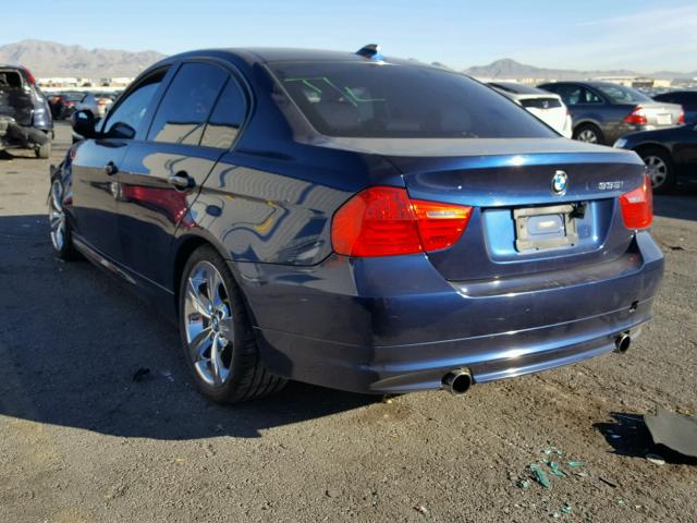 WBAPM5C59BE578382 - 2011 BMW 335 I BLUE photo 3