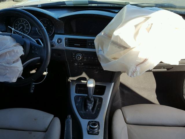 WBAPM5C59BE578382 - 2011 BMW 335 I BLUE photo 9