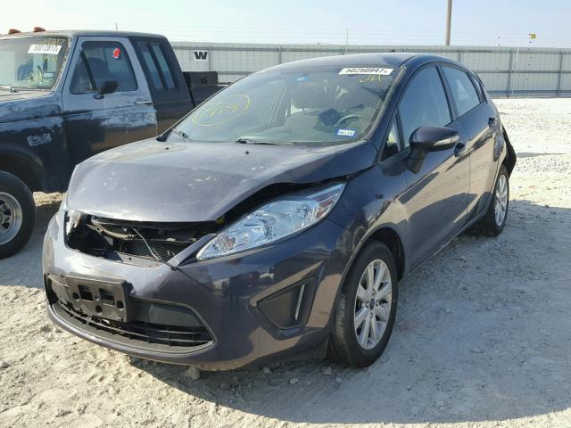 3FADP4EJ0DM219894 - 2013 FORD FIESTA SE GRAY photo 2