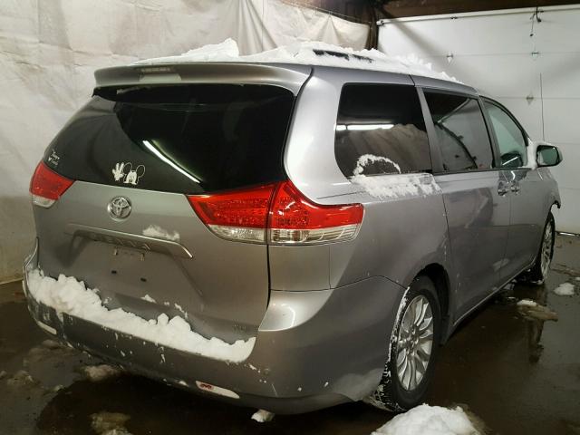 5TDYK3DC0ES408070 - 2014 TOYOTA SIENNA XLE SILVER photo 4