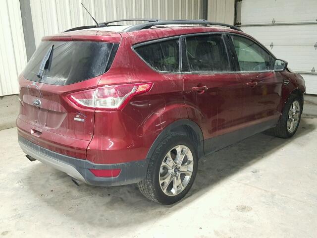 1FMCU9G91FUC50399 - 2015 FORD ESCAPE SE RED photo 4