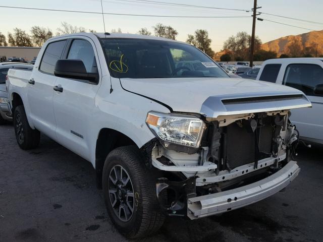 5TFDM5F1XGX064504 - 2016 TOYOTA TUNDRA CRE WHITE photo 1