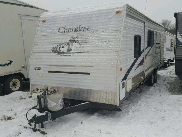 4X4TCKD296P005042 - 2006 WILDWOOD CHEROKEE WHITE photo 2