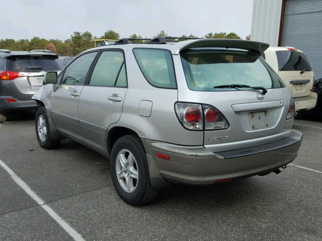 JTJHF10U820241802 - 2002 LEXUS RX 300 SILVER photo 3