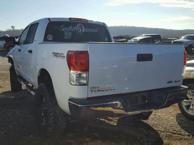 5TFDW5F14CX254786 - 2012 TOYOTA TUNDRA CRE WHITE photo 3