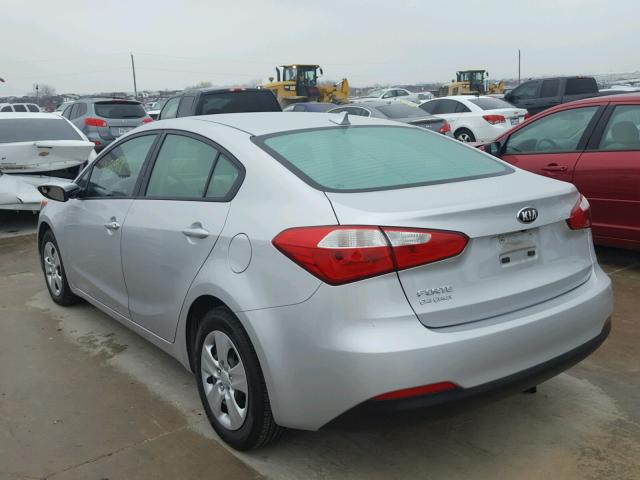 KNAFX4A68G5529528 - 2016 KIA FORTE LX SILVER photo 3