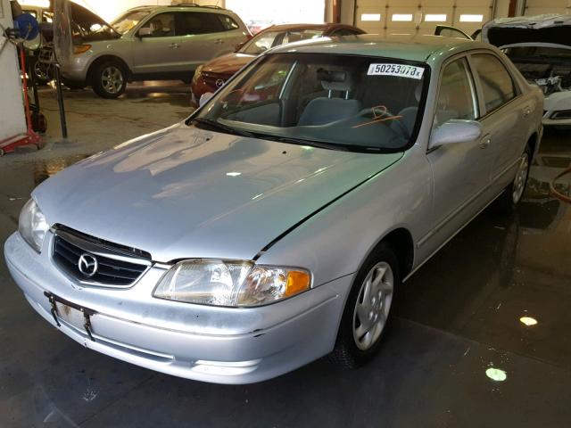 1YVGF22D6Y5135520 - 2000 MAZDA 626 SILVER photo 2