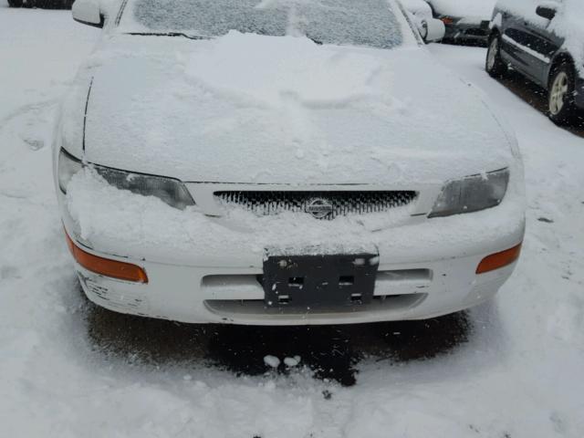 JN1CA21D7ST036957 - 1995 NISSAN MAXIMA GLE WHITE photo 7