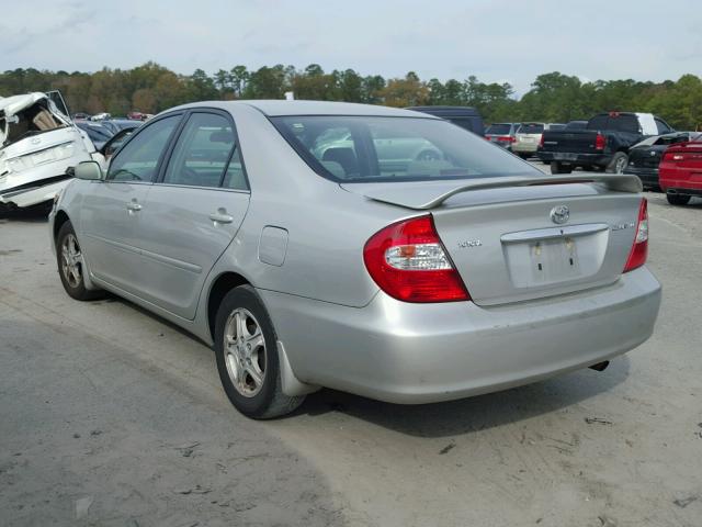 4T1BE32KX3U770757 - 2003 TOYOTA CAMRY LE SILVER photo 3