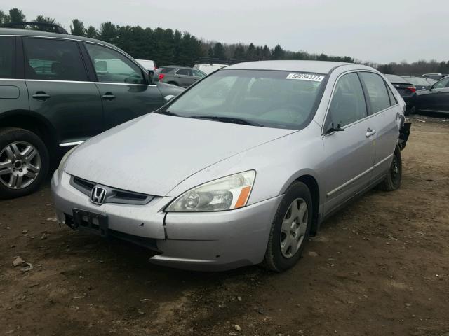 1HGCM56425L001084 - 2005 HONDA ACCORD LX SILVER photo 2