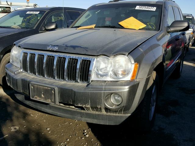 1J8HR58N77C626149 - 2007 JEEP GRAND CHER GRAY photo 2