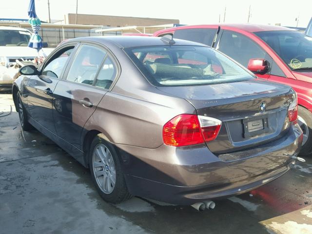 WBAVB17556NK31573 - 2006 BMW 325 I AUTO CHARCOAL photo 3