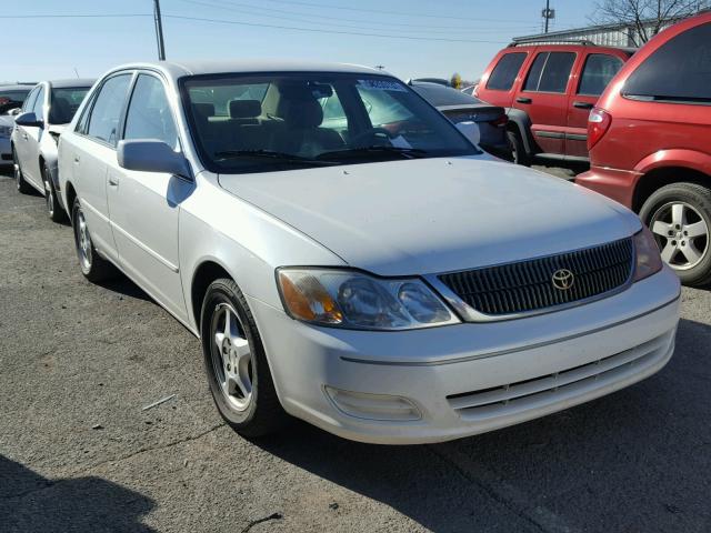 4T1BF28B9YU064014 - 2000 TOYOTA AVALON XL WHITE photo 1