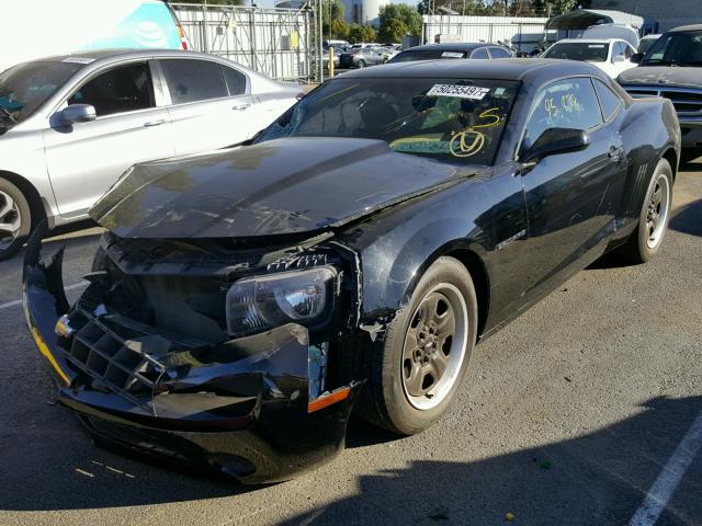 2G1FA1E33D9120475 - 2013 CHEVROLET CAMARO LS BLACK photo 2