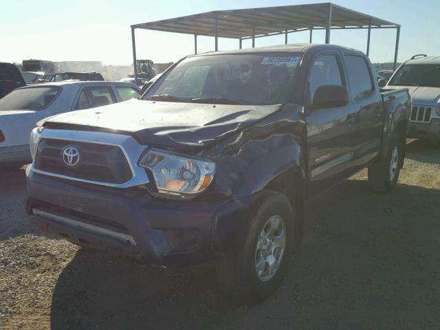 5TFJX4GN2DX025679 - 2013 TOYOTA TACOMA DOU BLUE photo 2