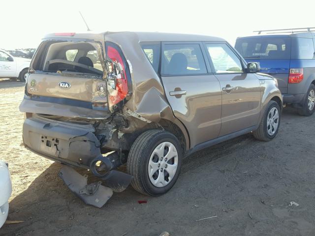 KNDJN2A24F7145589 - 2015 KIA SOUL BROWN photo 4