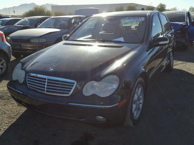 WDBRF61J64F548053 - 2004 MERCEDES-BENZ C 240 BLACK photo 2