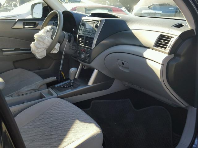 JF2SHGAC3DH404373 - 2013 SUBARU FORESTER 2 BLACK photo 5