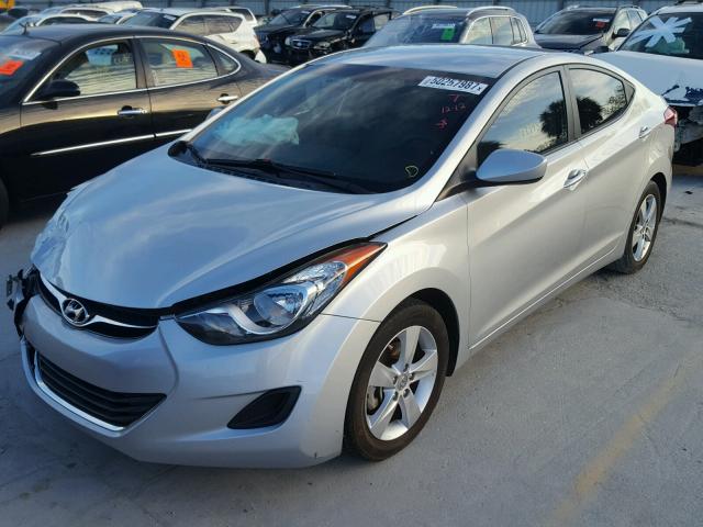 5NPDH4AE9DH416021 - 2013 HYUNDAI ELANTRA GL SILVER photo 2