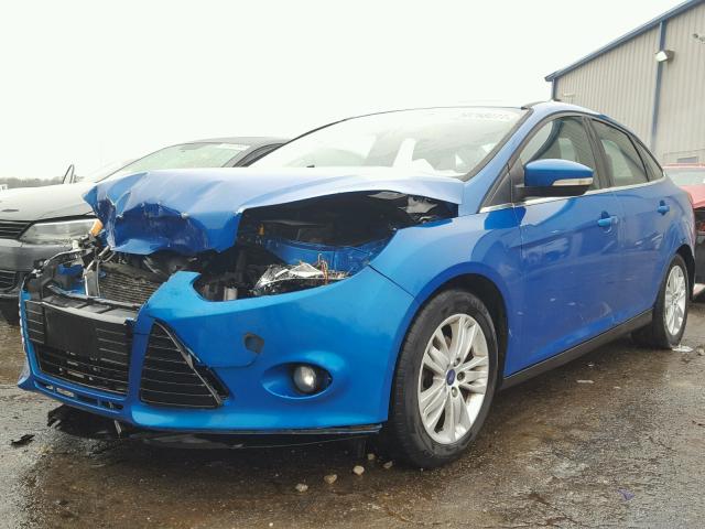 1FAHP3H26CL105608 - 2012 FORD FOCUS SEL BLUE photo 2