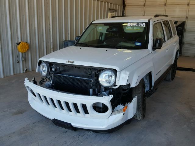 1C4NJPBB4GD507092 - 2016 JEEP PATRIOT SP WHITE photo 2