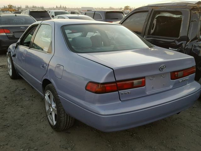 4T1BG22K3VU127903 - 1997 TOYOTA CAMRY CE BLUE photo 3