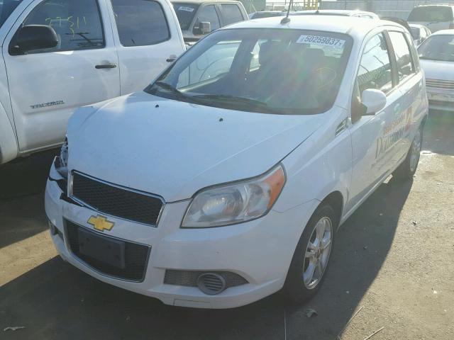 KL1TD6DEXBB241492 - 2011 CHEVROLET AVEO LS WHITE photo 2