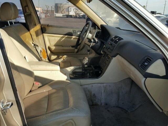 JH4KA7661PC024082 - 1993 ACURA LEGEND L BEIGE photo 5