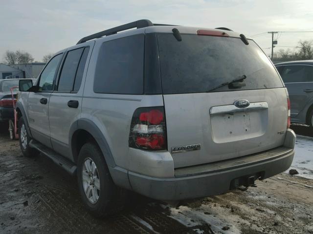 1FMEU73E26UA55444 - 2006 FORD EXPLORER X GRAY photo 3